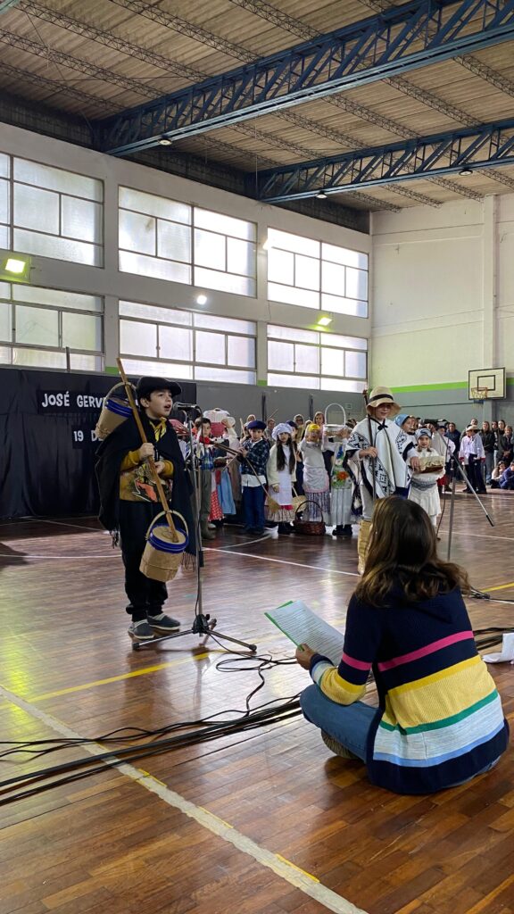 https://colegioatahualpa.edu.uy/wp-content/uploads/2025/06/WhatsApp-Image-2025-06-25-at-4.27.54-PM-576x1024.jpeg