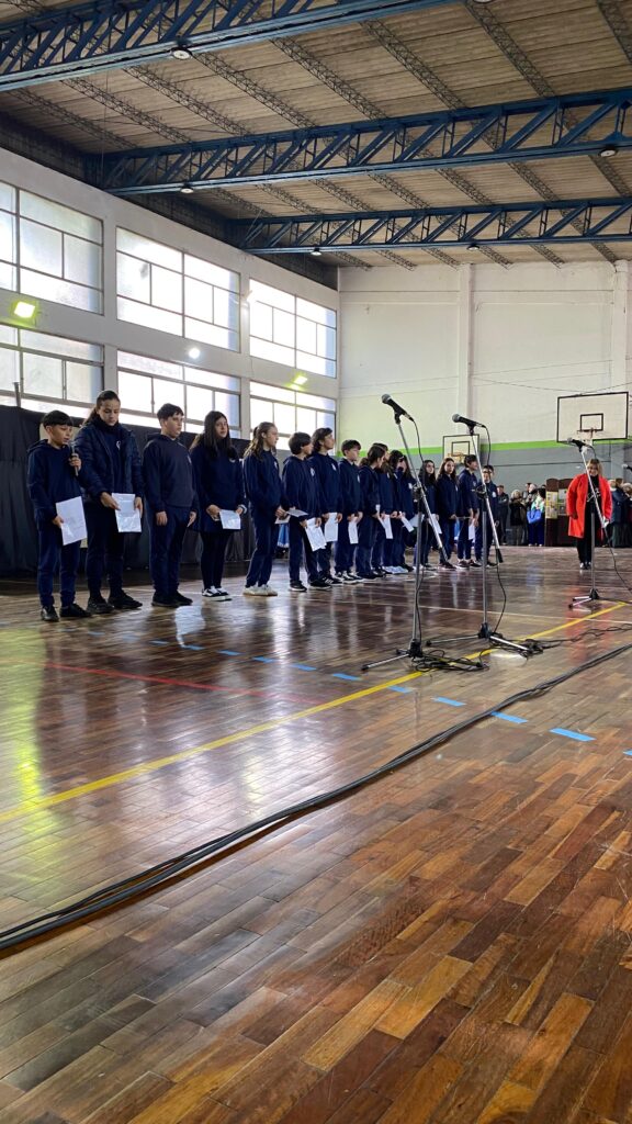 https://colegioatahualpa.edu.uy/wp-content/uploads/2025/06/WhatsApp-Image-2025-06-25-at-4.28.02-PM-2-576x1024.jpeg