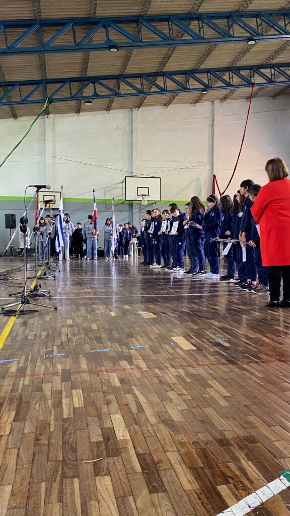 https://colegioatahualpa.edu.uy/wp-content/uploads/2025/06/WhatsApp-Image-2025-06-25-at-4.28.02-PM-576x1024.jpeg